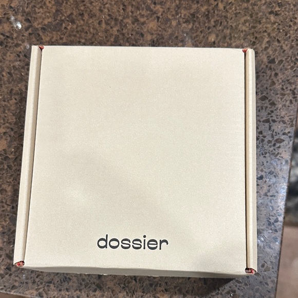 Dossier Ambery Vanilla Fragrance with Clear Bottle - Picture 3 of 3